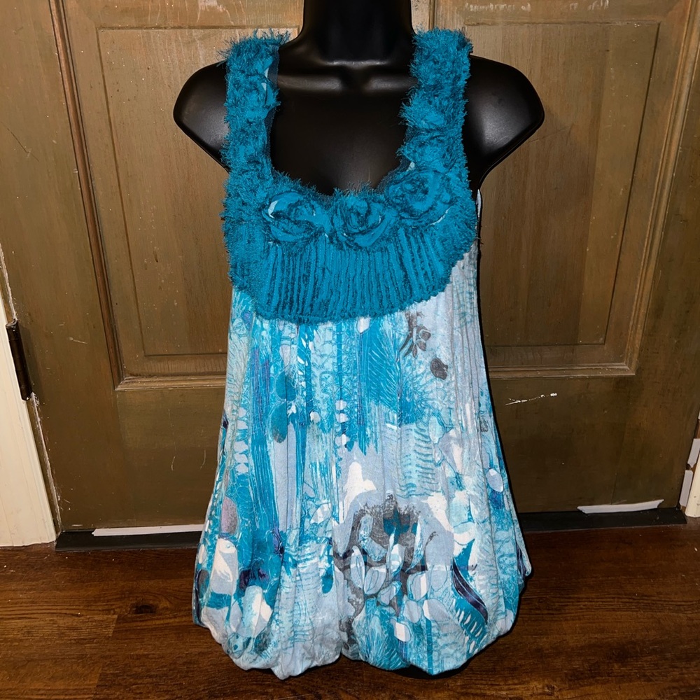 Kimchi Blue Urban Outfitters Blue Lace Ruffle Y2K Rayon Abstract Tank Top Size M